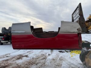 1999–2006 Chevy / GMC 6.5 Ft Short Bed – Rust Free OEM Takeoff